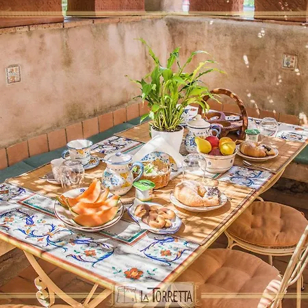 Bed & Breakfast La Torretta 3*