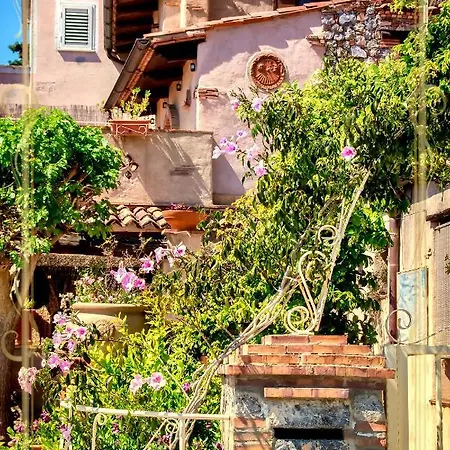 La Torretta Bed & Breakfast 4*