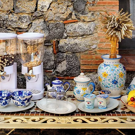 Frühstückspension La Torretta 4*
