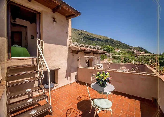 Bed & Breakfast La Torretta 4*