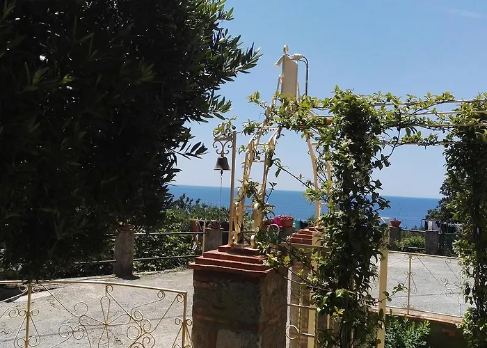 Alojamento de Acomodação e Pequeno-almoço La Torretta Maratea