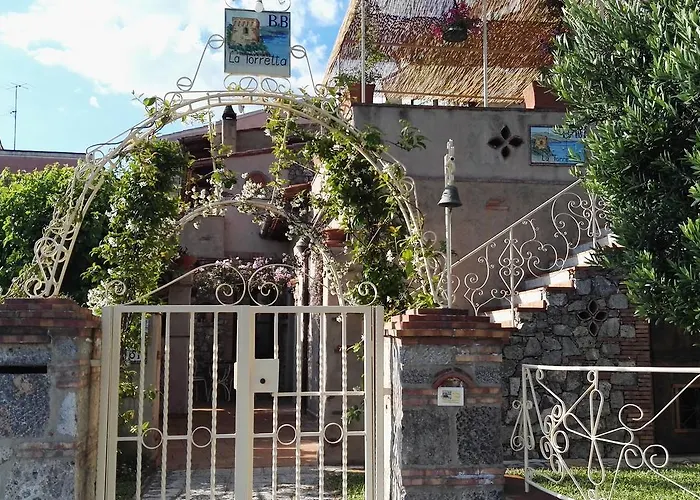 La Torretta Alojamento de Acomodação e Pequeno-almoço 4*